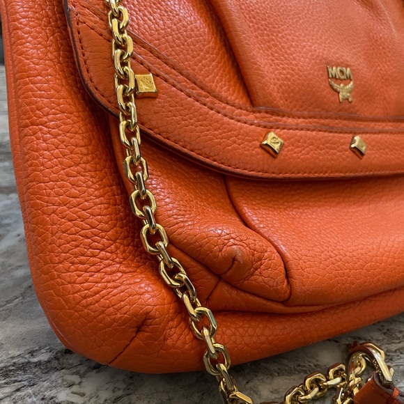 MCM chain shoulder bag. - Picture 5 of 9